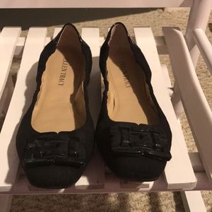 Ellen Tracey black flats